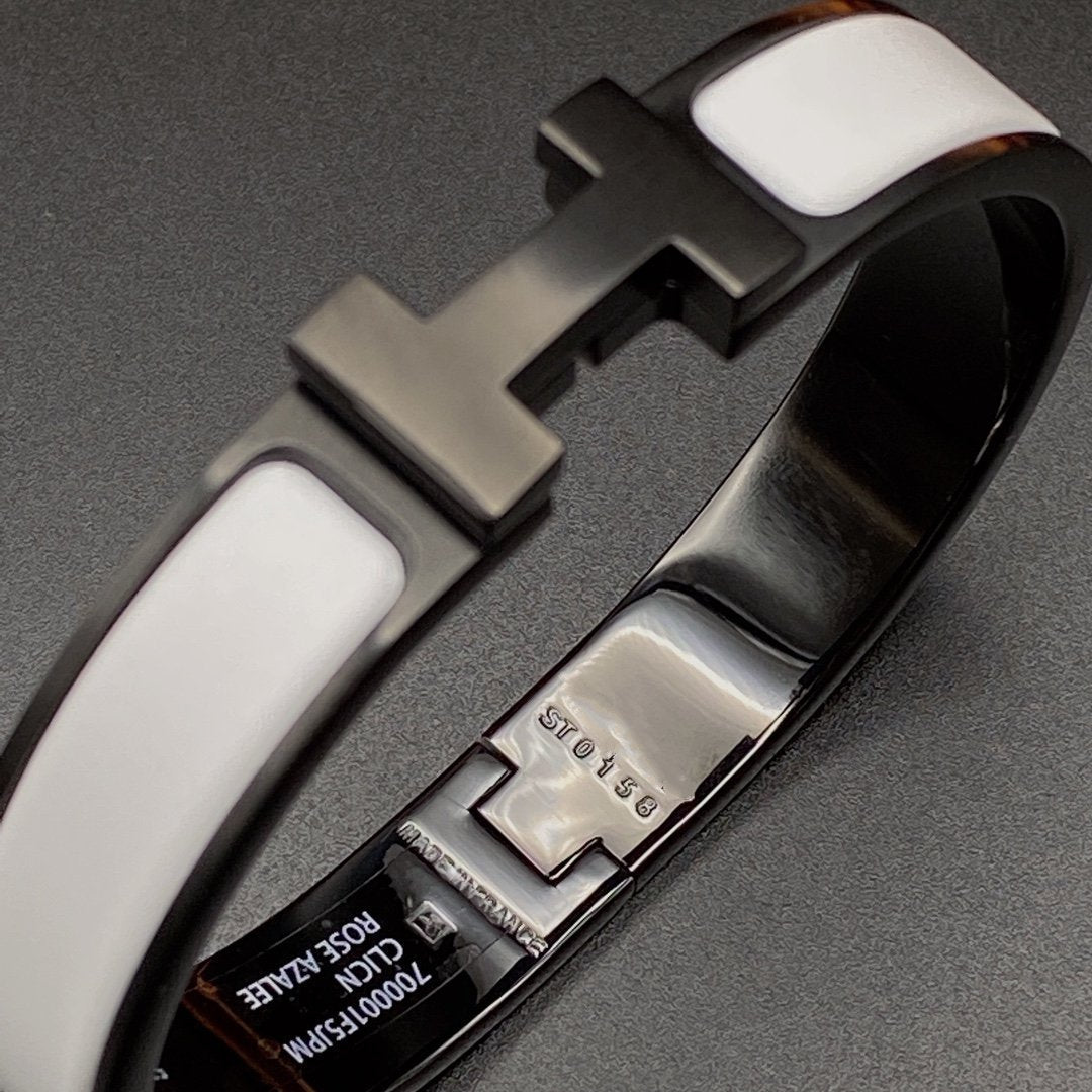 [⭐Corinne]H BRACELET 12MM BLACK WHITE CERAMIC