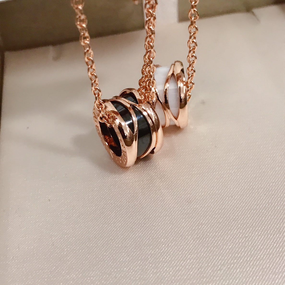 [⭐Corinne]ZERO 1 FOUR BAND PINK GOLD CERAMIC