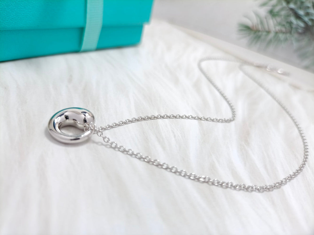 [Corinne]SNAIL PEDANT SILVER NECKLACE