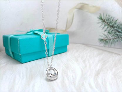 [Corinne]SNAIL PEDANT SILVER NECKLACE