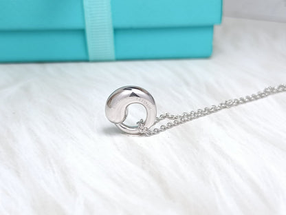 [Corinne]SNAIL PEDANT SILVER NECKLACE