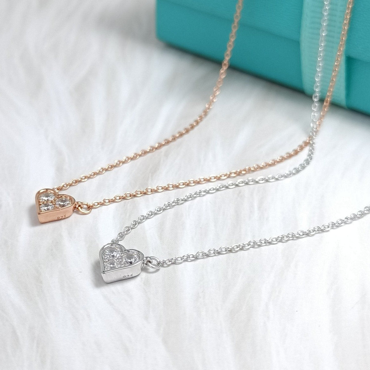 [Corinne]HEART 3 DIAMONDS PEDANT NECKLACE