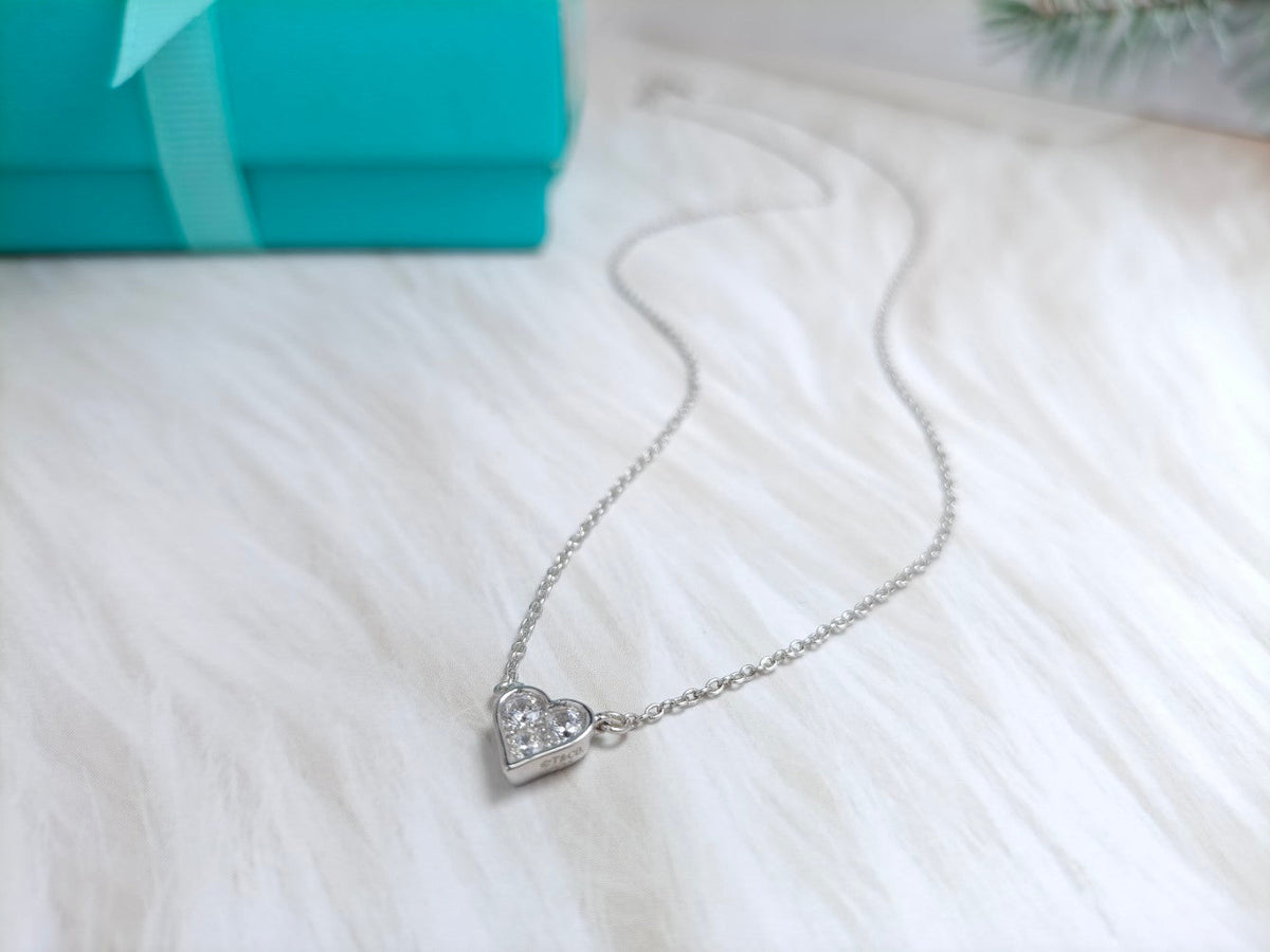 [Corinne]HEART 3 DIAMONDS PEDANT NECKLACE