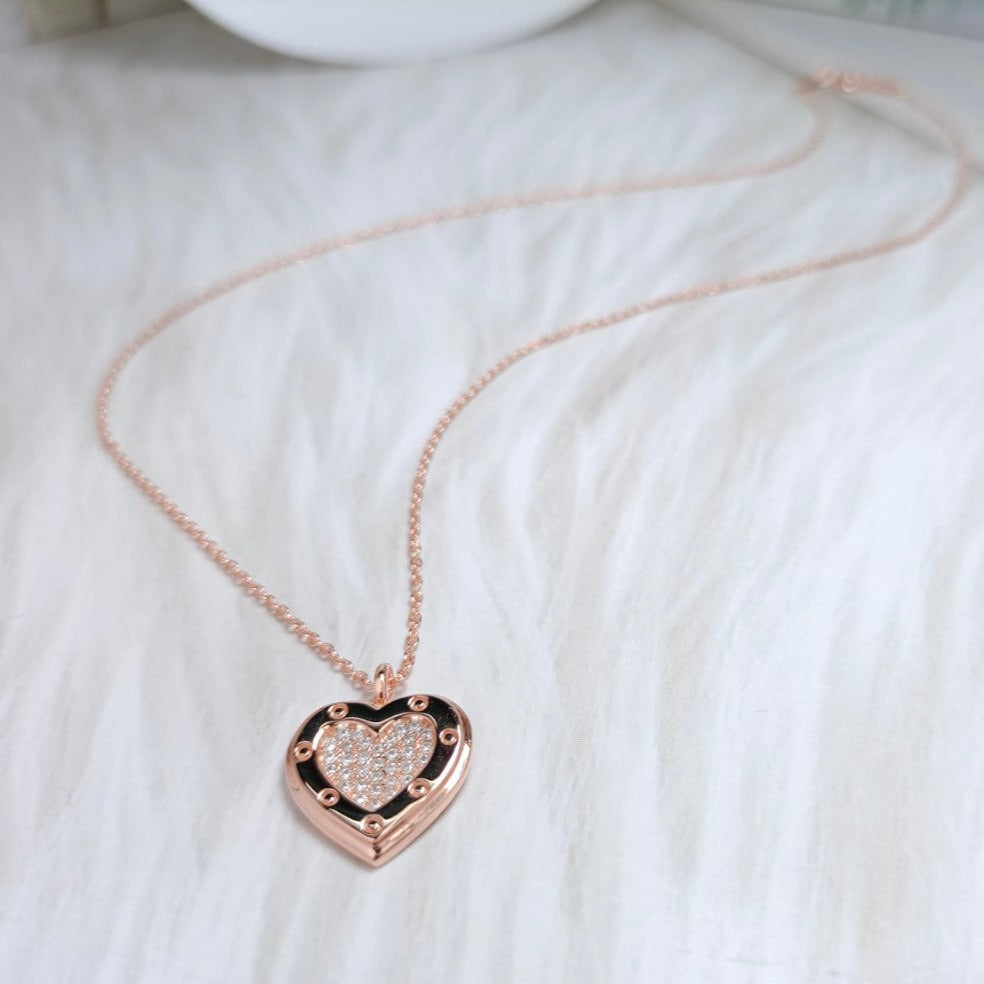 [Corinne]HEART DIAMONDS PEDANT NECKLACE
