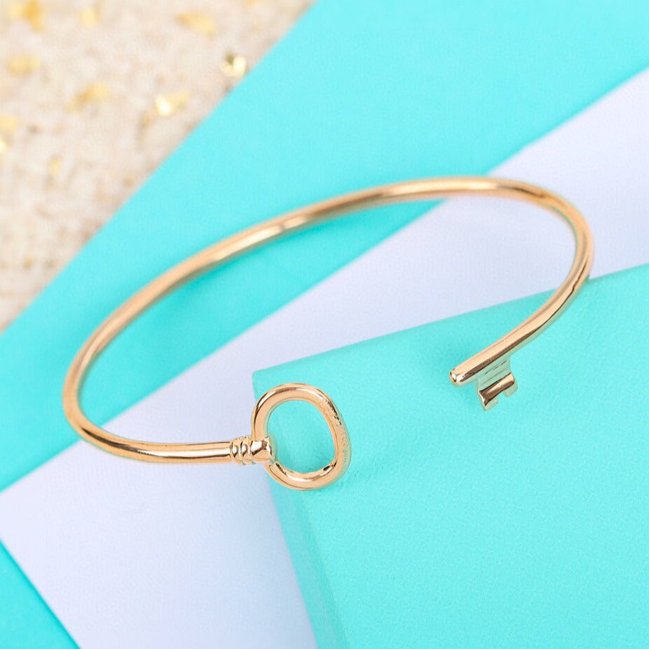[Corinne]KEY WIRE OVAL BRACELET