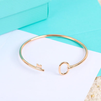 [Corinne]KEY WIRE OVAL BRACELET