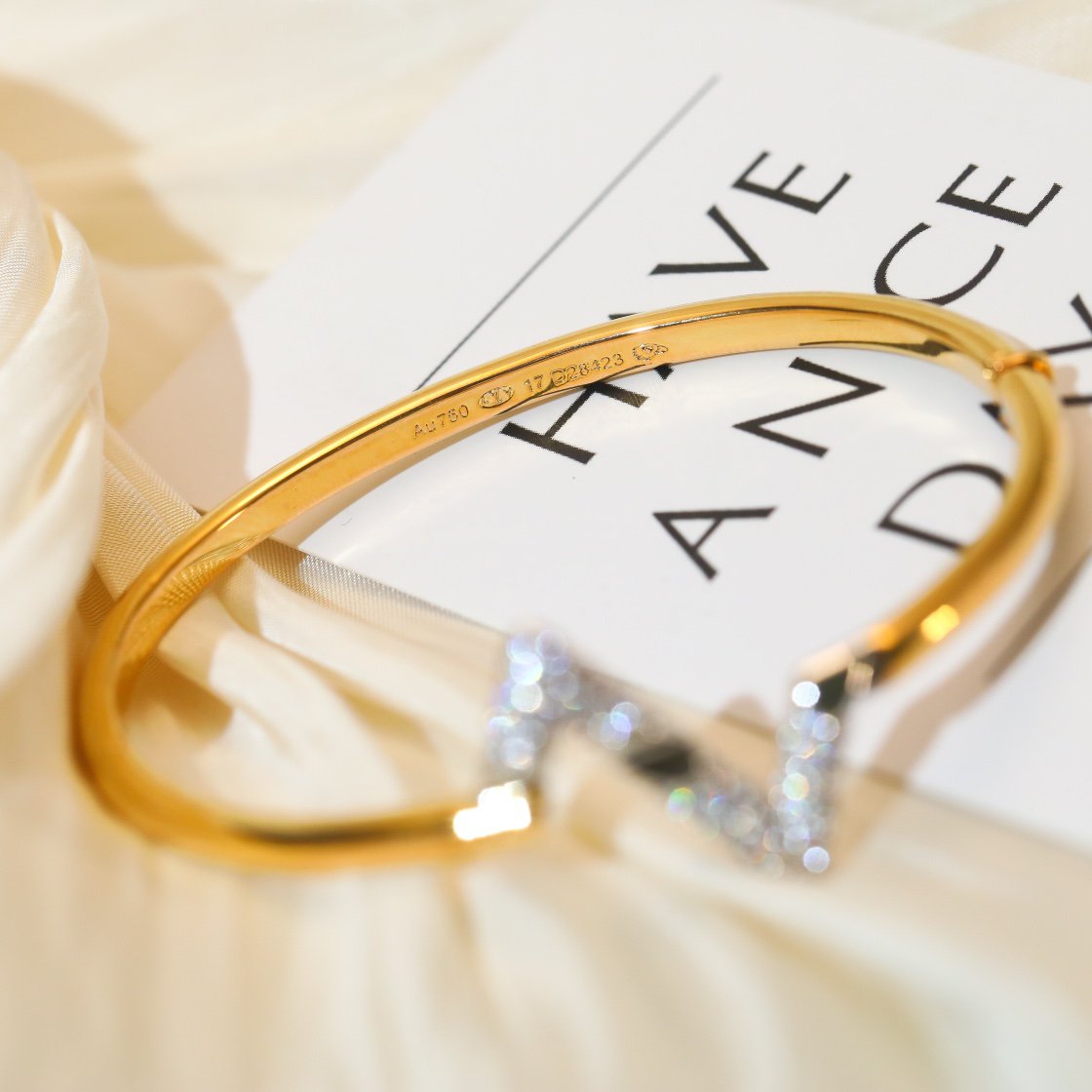 [⭐Corinne]VOLTE UPSITE DOWN GOLD DIAMOND BRACELET