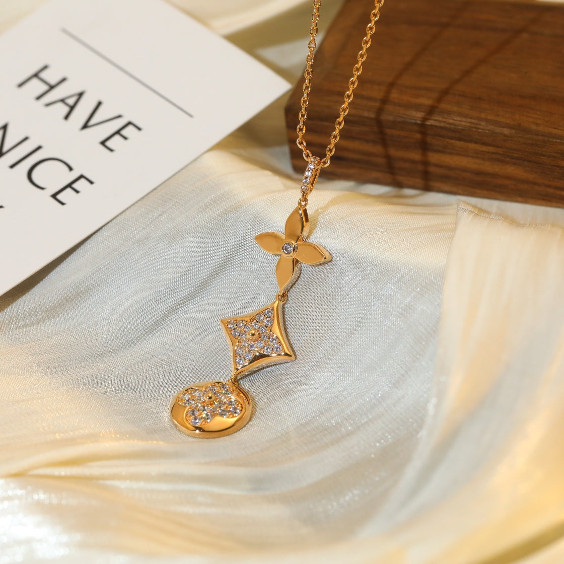 [⭐Corinne]STAR AND SUN DIAMOND PINK GOLD NECKLACE