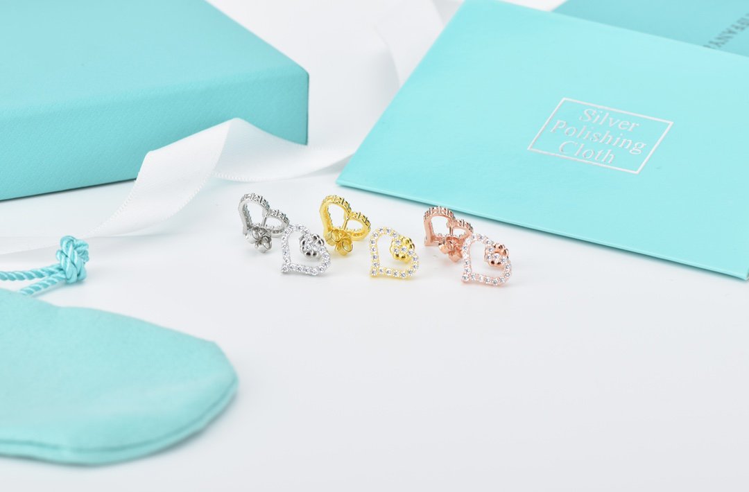 [Corinne]OPEN HEART STUD DIAMOND EARRINGS
