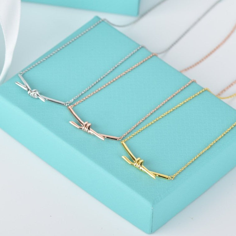[Corinne]KNOT NECKLACE