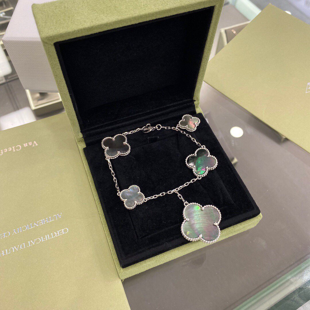 [⭐Corinne]CLOVER 5 MOTIFS SIVLER DARK MOP BRACELET