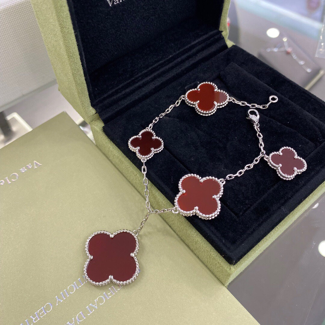 [⭐Corinne]CLOVER 5 MOTIFS SIVLER CARNELIAN BRACELET