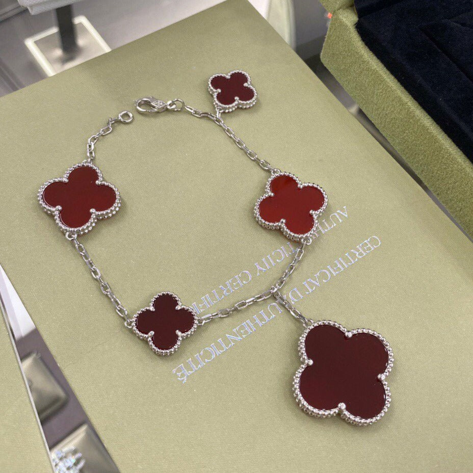 [⭐Corinne]CLOVER 5 MOTIFS SIVLER CARNELIAN BRACELET
