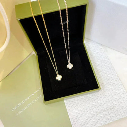 [⭐Corinne]CLOVER MINI 9.5MM WHITE MOTHER-OF-PEARL NECKLACE