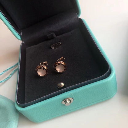 [Corinne]PEARL CIRCLE EARRINGS MOTHER