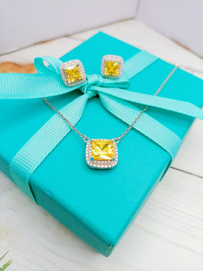 [Corinne]SPARKLERS CITRINE GEMSTONE PENDANT NECKLACE STERLING SILVER