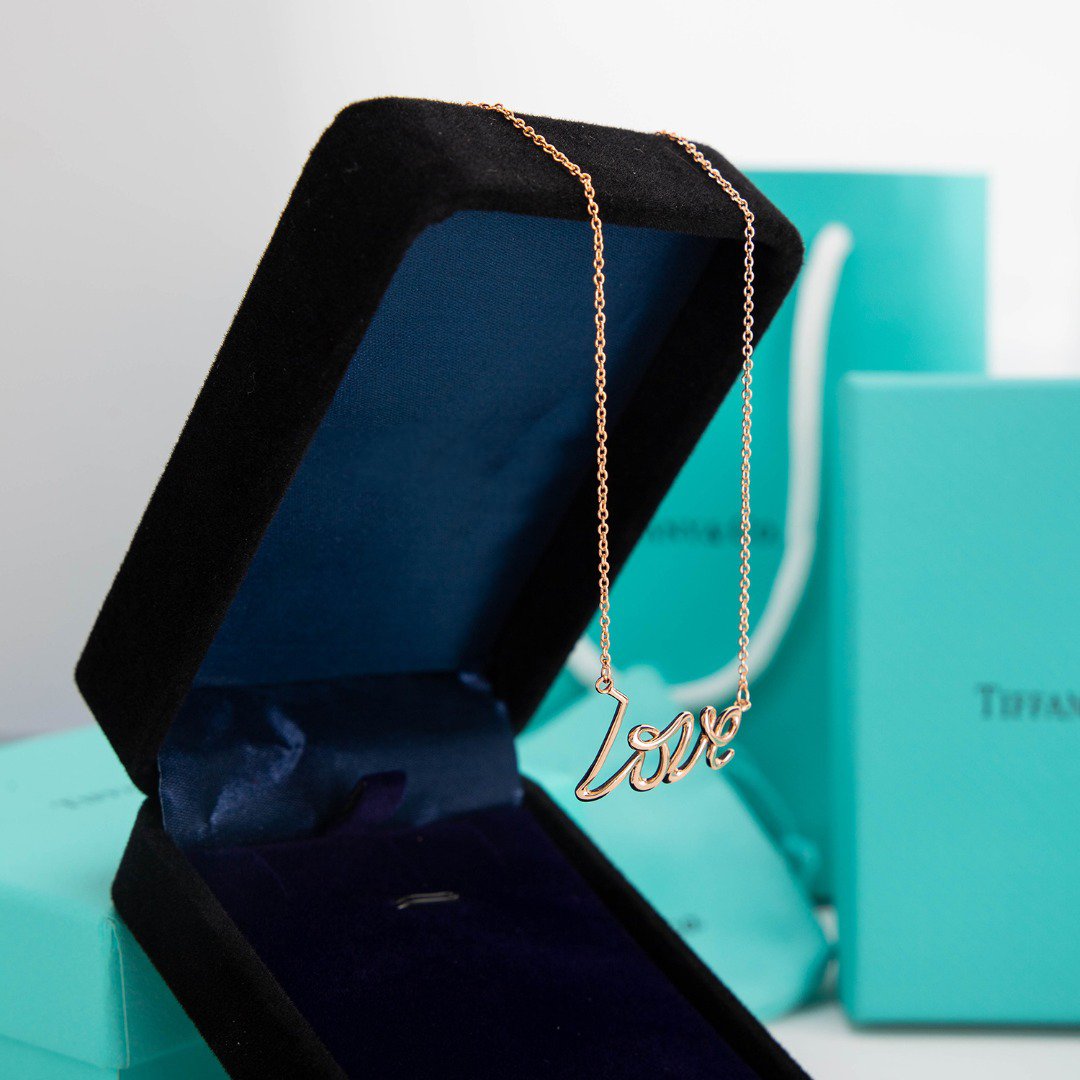 [Corinne]PALOMA S GRAFFITI LOVE NECKLACE
