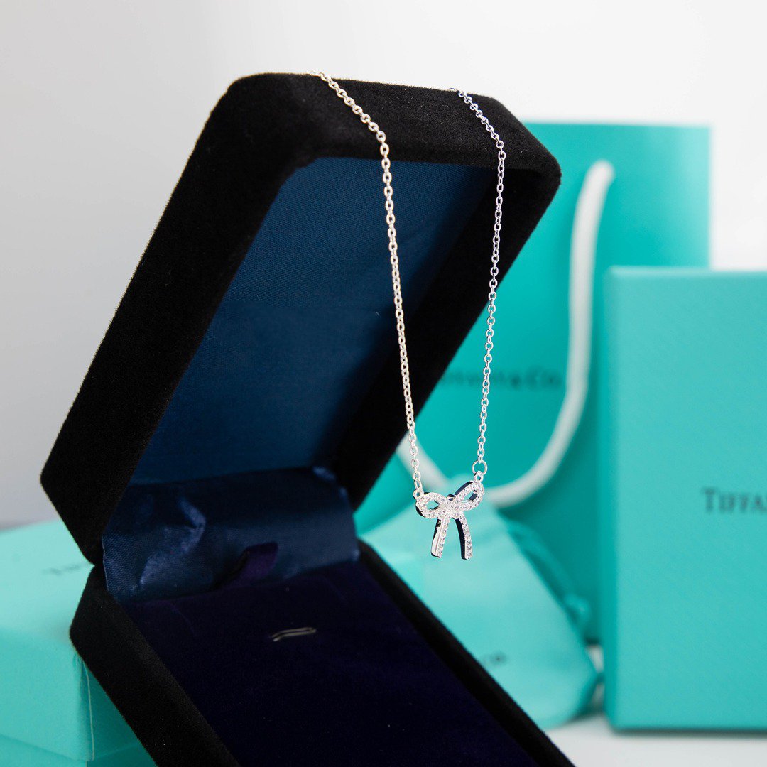 [Corinne]RIBBON NECKLACE BOW PENDANT DIAMOND CHARM CHAIN
