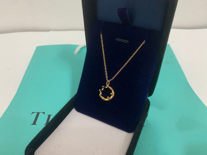 [Corinne]CROWN NECKLACE MECARI