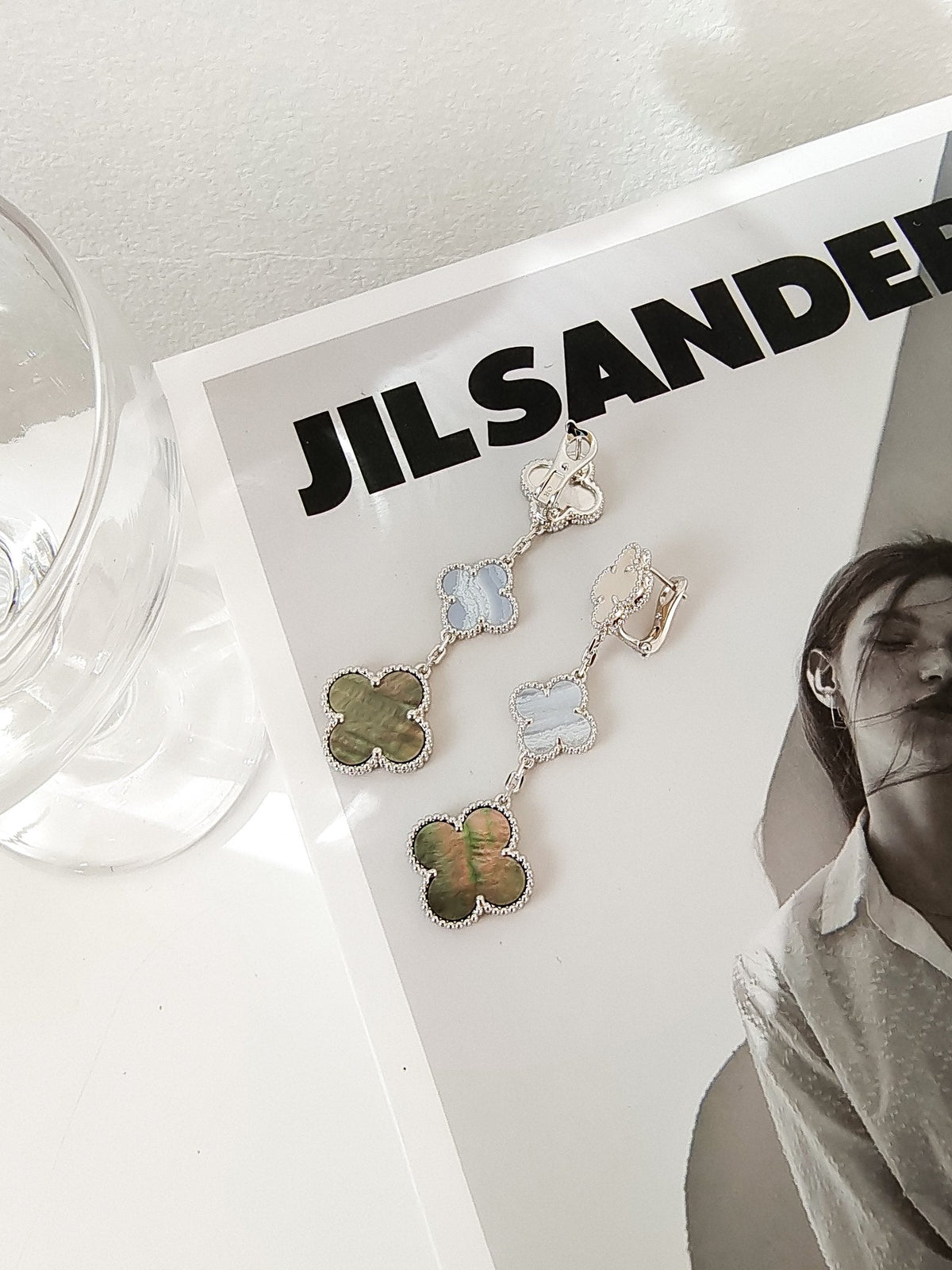 [⭐Corinne]CLOVER 3 MOTIFS CHALCEDONY DARK MOP SILVER EARRINGS