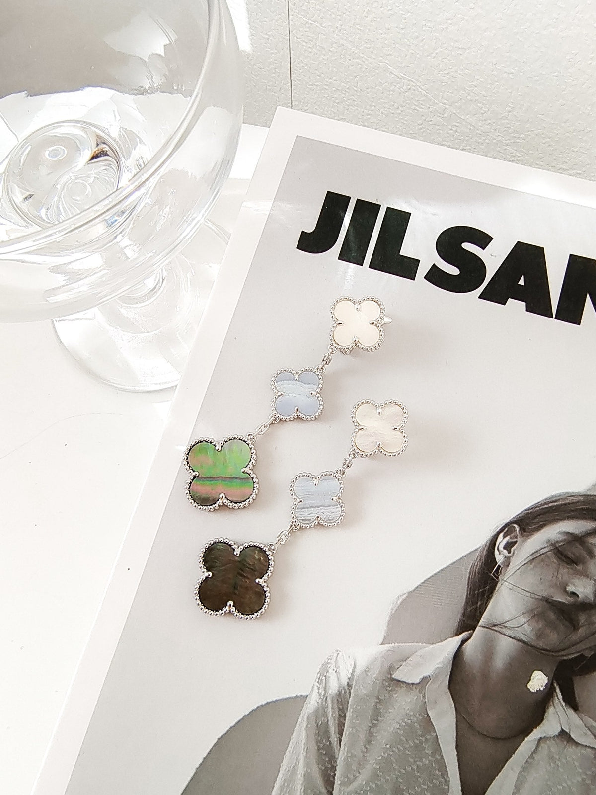 [⭐Corinne]CLOVER 3 MOTIFS CHALCEDONY DARK MOP SILVER EARRINGS