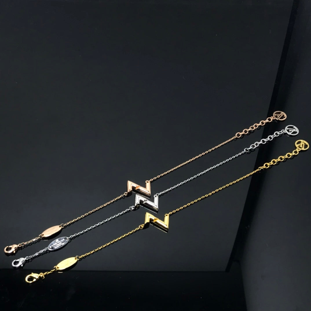 [⭐Corinne]VOLT LV LOGO BRACELET