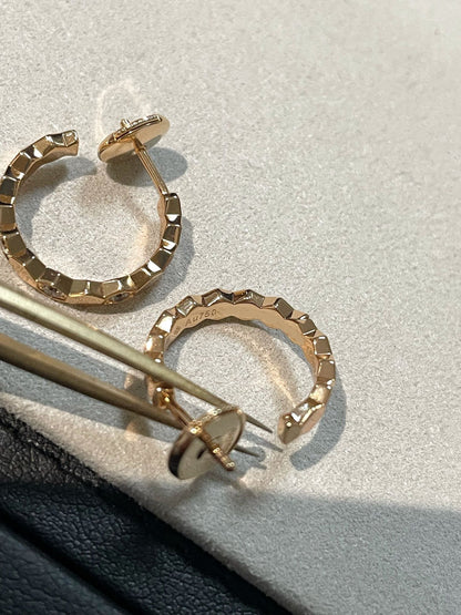 [⭐Corinne]Hollow Design Four-Leaf Clover Flower Shape Ring