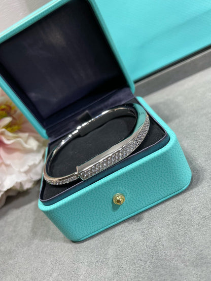 [Corinne]LOCK BRACELET DIAMOND PAVED