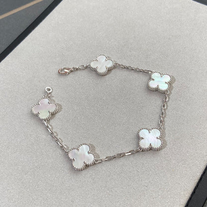 [⭐Corinne]CLOVER WHITE PEARL MOP 5 MOTIF BRACELET COLLECTION