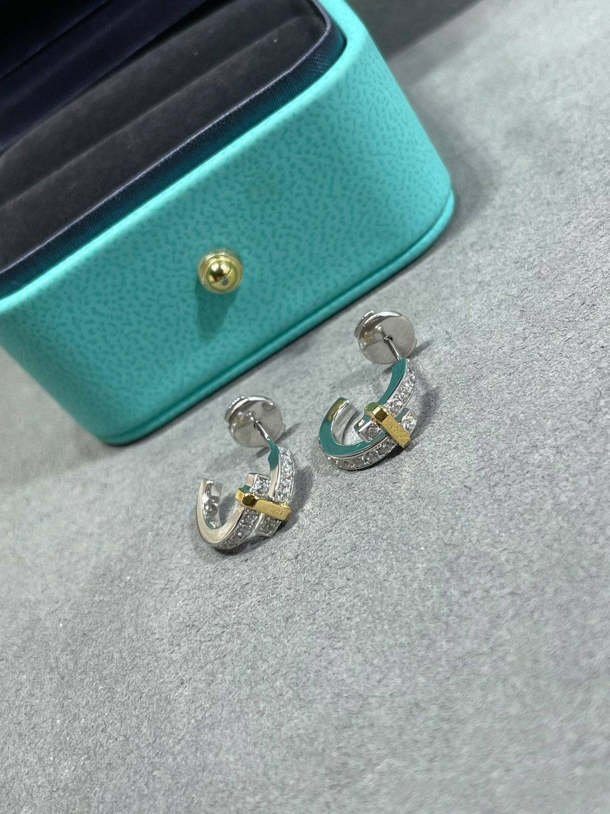 [Corinne]EDGE DIAMOND PINK GOLD EARRINGS