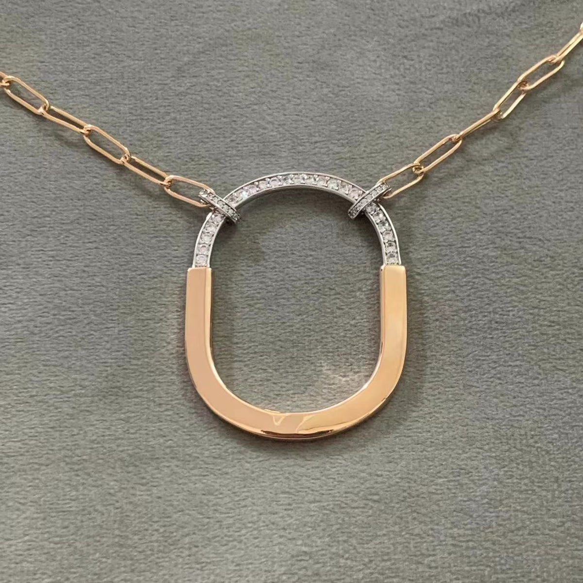 [Corinne]LOCK DIAMOND NECKLACE
