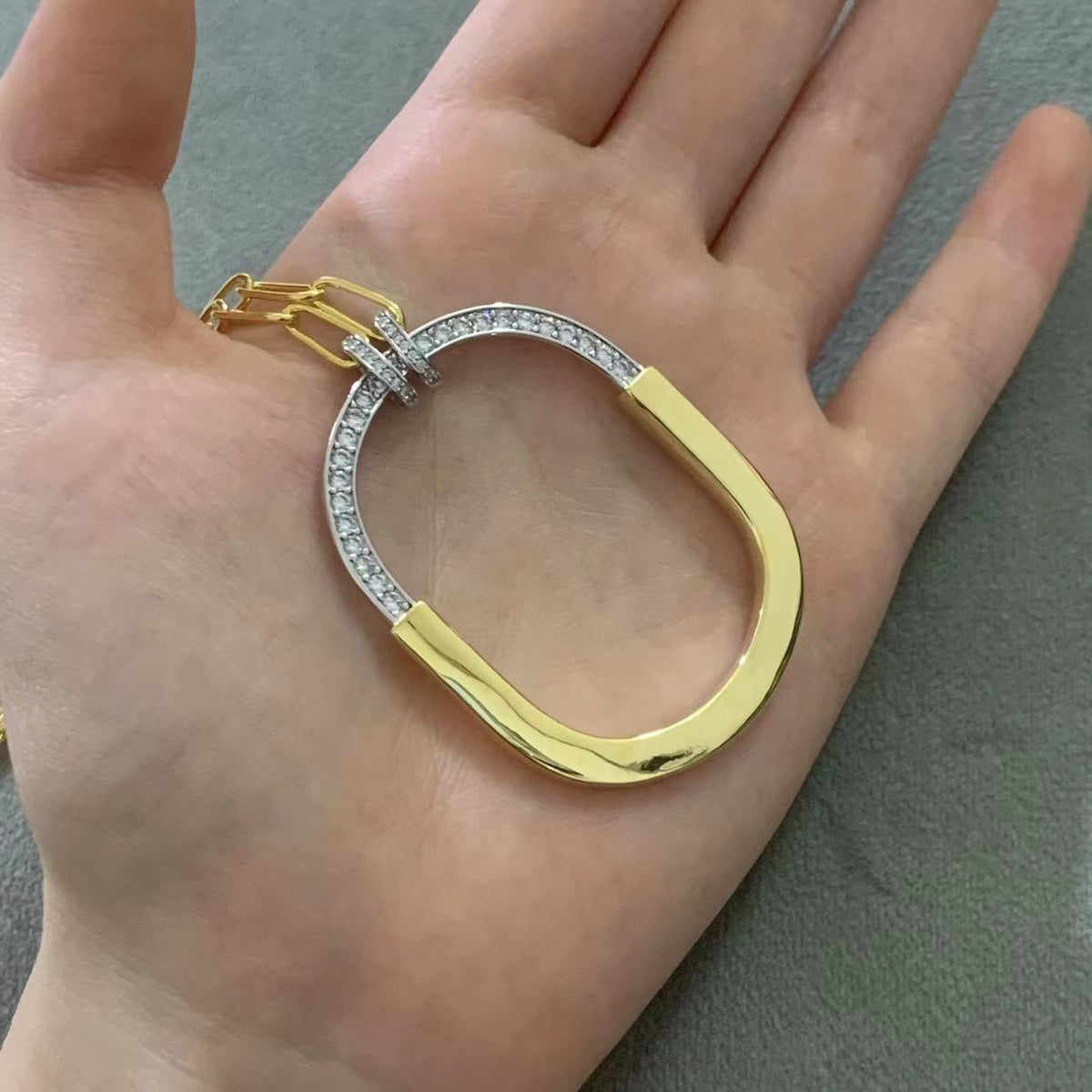 [Corinne]LOCK DIAMOND NECKLACE