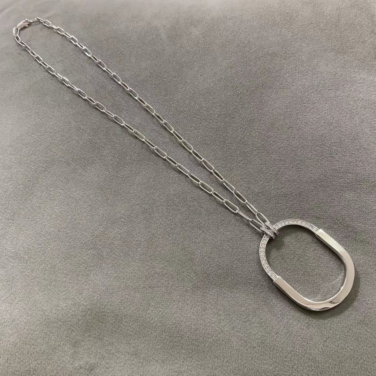 [Corinne]LOCK DIAMOND NECKLACE