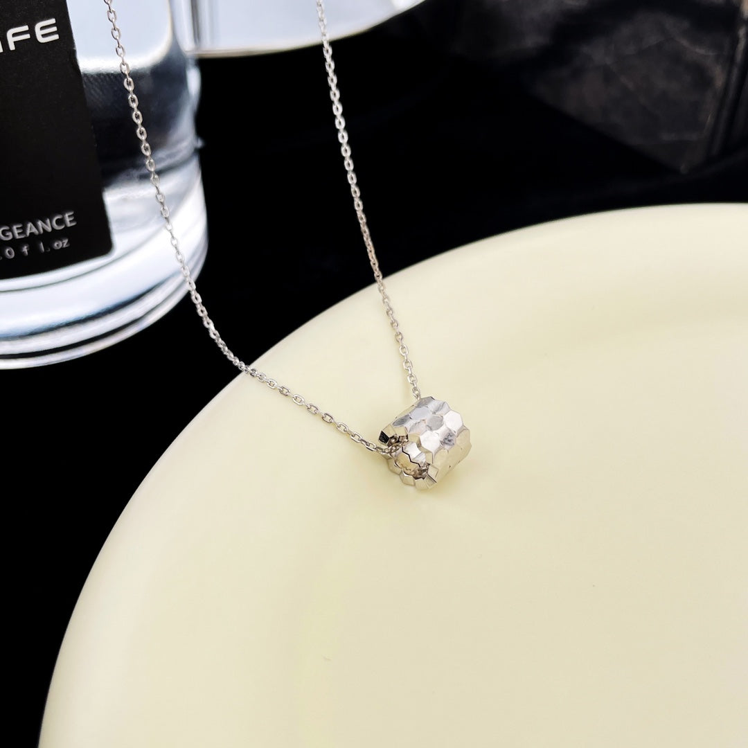 [⭐Corinne]BEE MINI PEDANT DIAMOND NECKLACE
