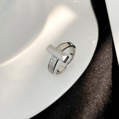 [Corinne]T WIDE DIAMOND RING