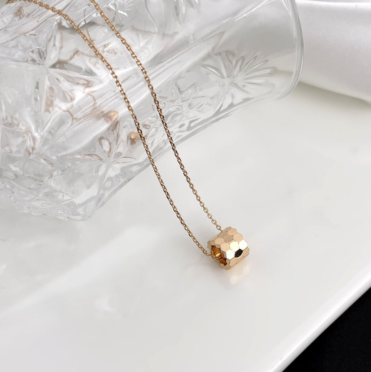 [⭐Corinne]BEE MINI NECKLACE