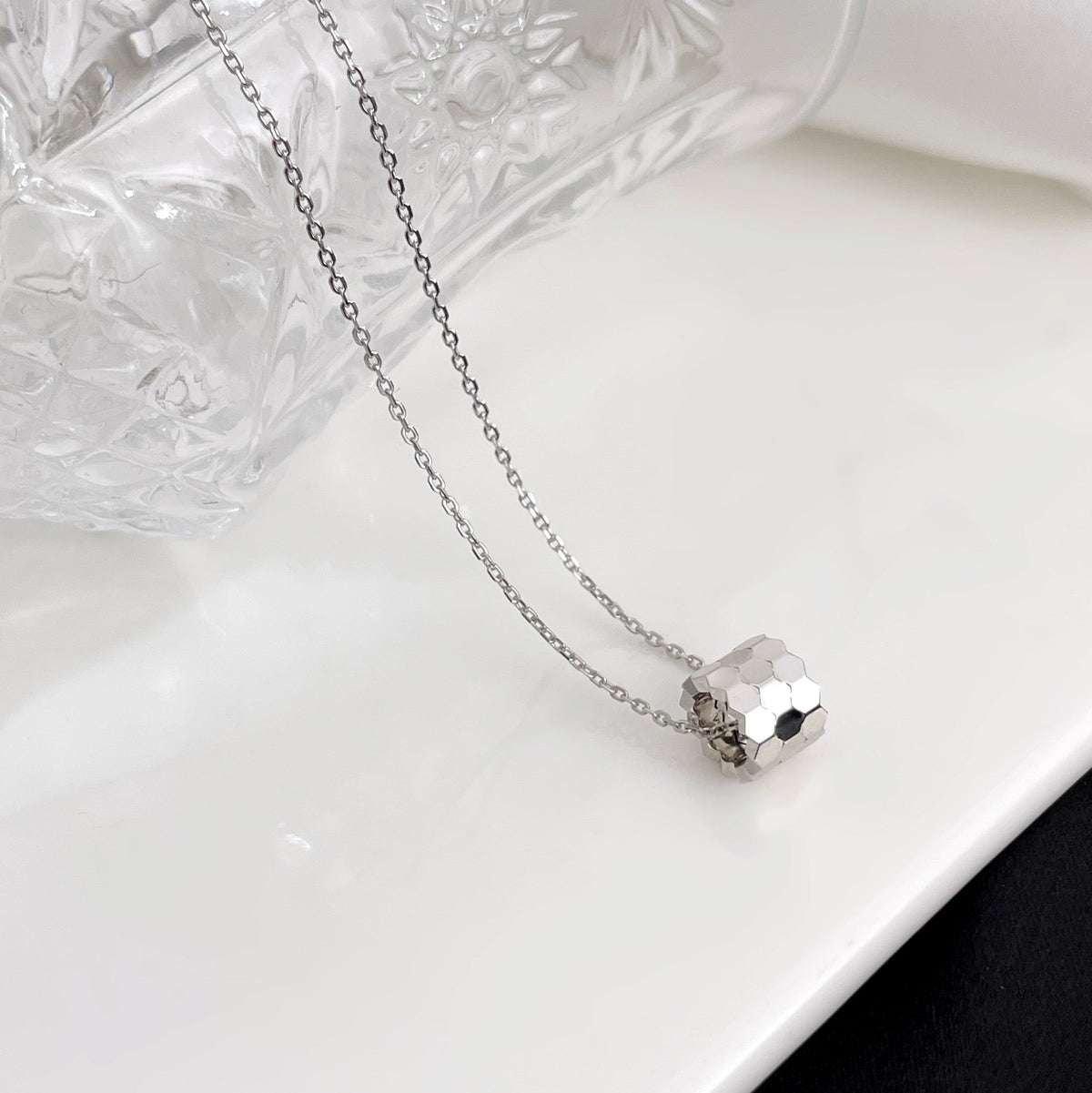 [⭐Corinne]BEE MINI NECKLACE