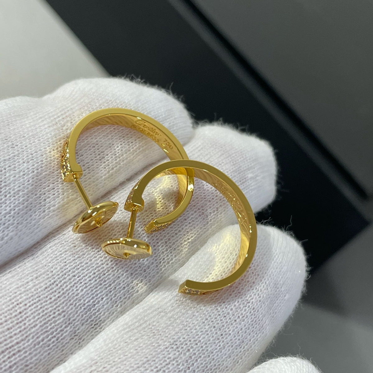 [⭐Corinne]LOVE DIAMOND GOLD HOOP EARRINGS