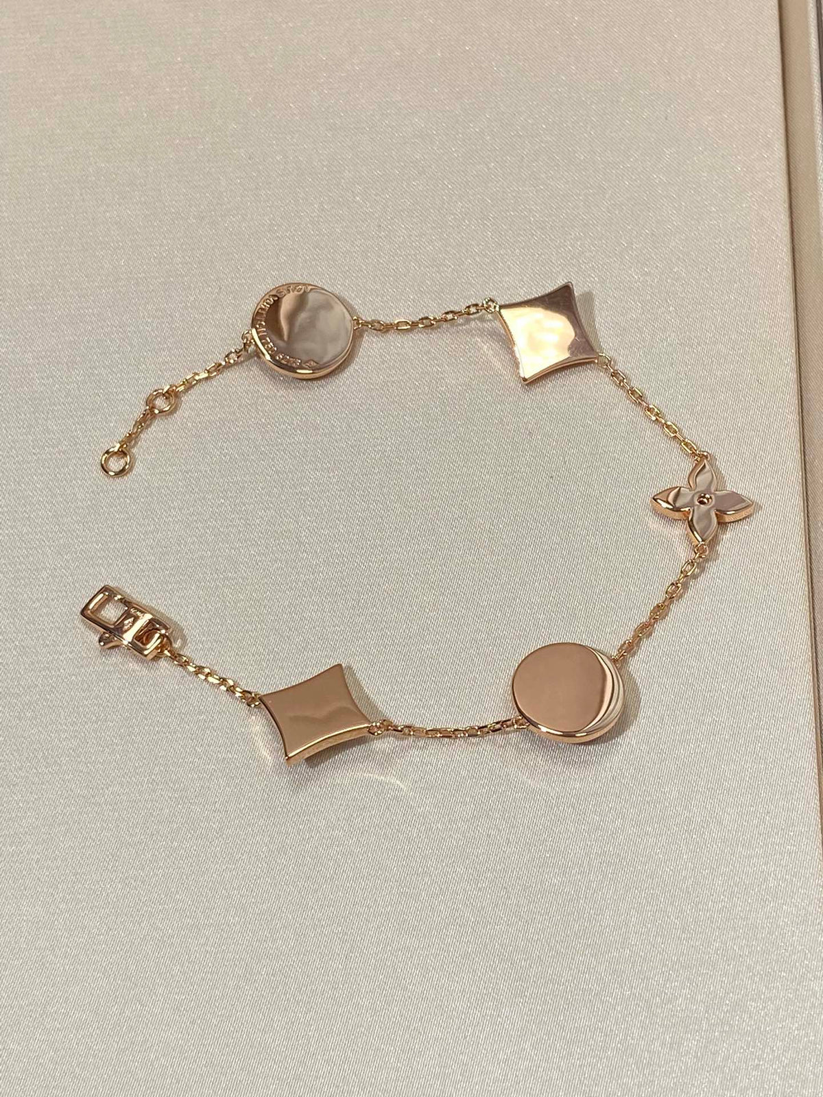 [⭐Corinne]STAR AND SUN 5 MOTIF MOP PINK GOLD BRACELET