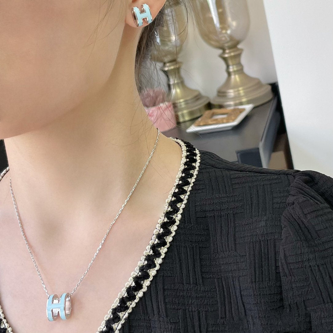 [⭐Corinne]POP H SKY BLUE NECKLACE