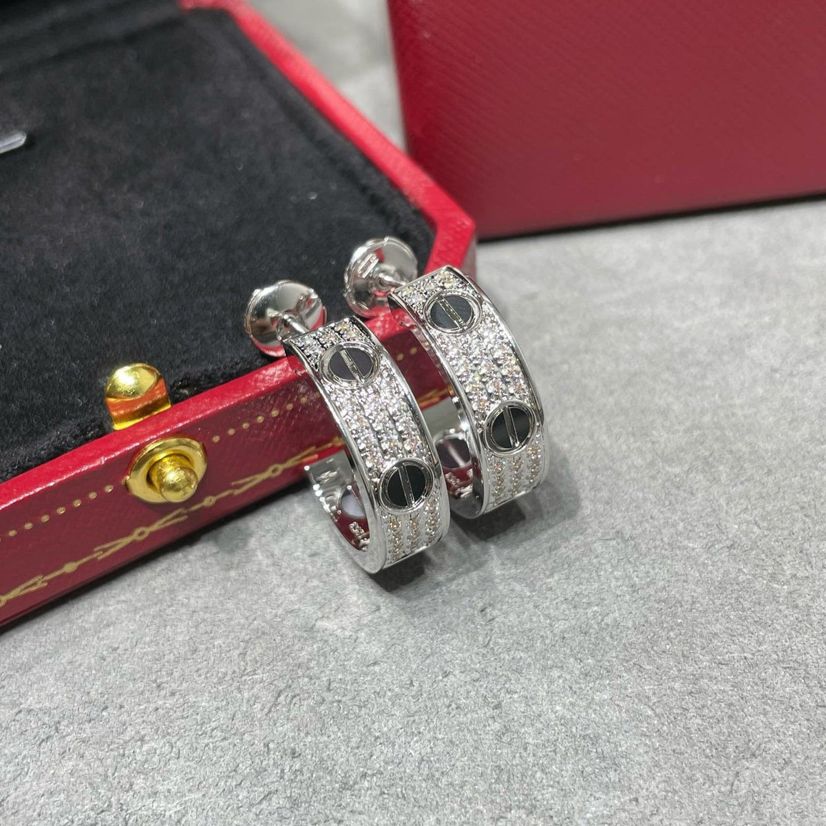 [⭐Corinne]LOVE CERAMIC DIAMOND PAVED SILVER EARRINGS