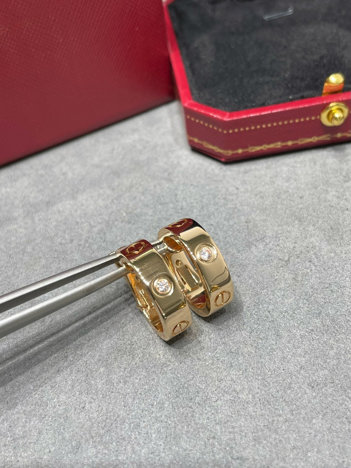 [⭐Corinne]LOVE 5.5MM 1 DIAMOND EARRINGS