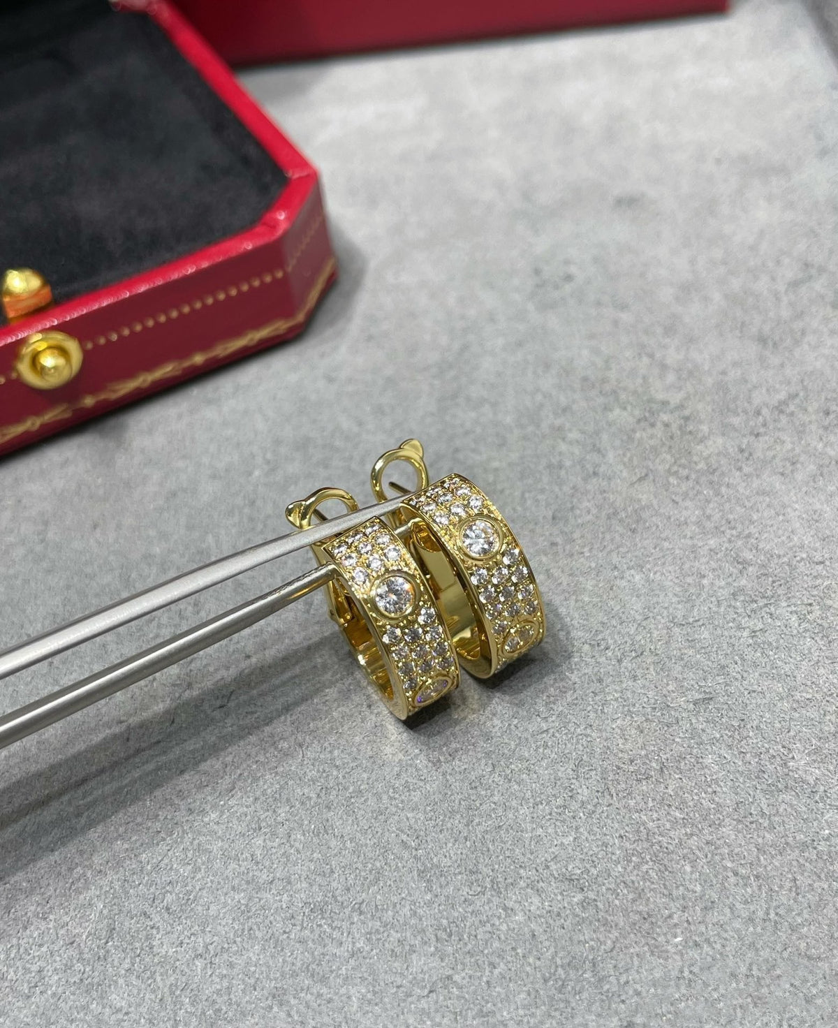 [⭐Corinne]LOVE 5.5MM DIAMOND PAVED EARRINGS