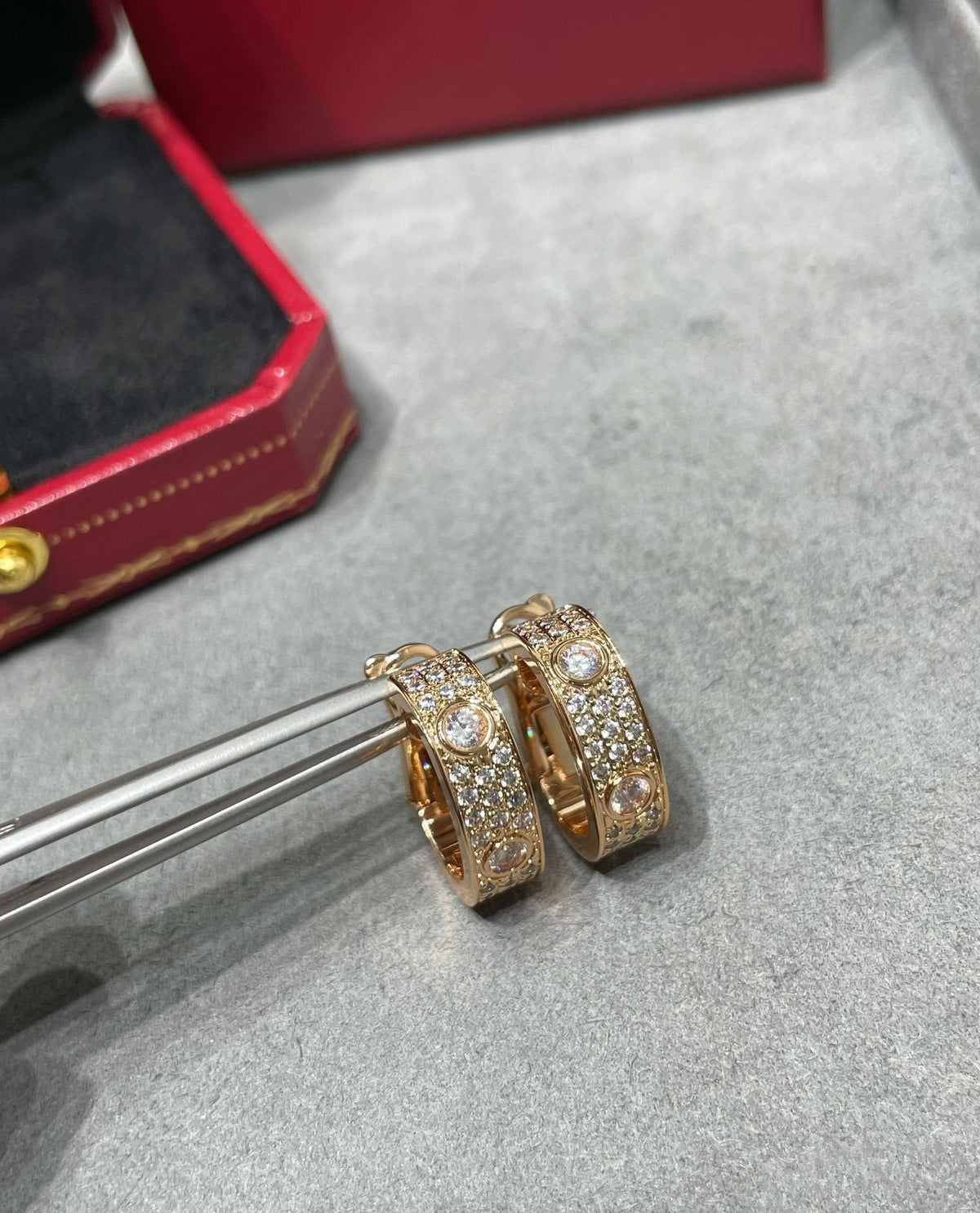 [⭐Corinne]LOVE 5.5MM DIAMOND PAVED EARRINGS