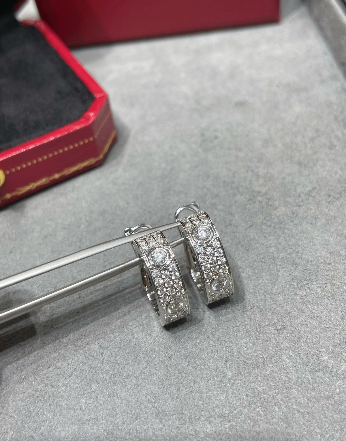 [⭐Corinne]LOVE 5.5MM DIAMOND PAVED EARRINGS
