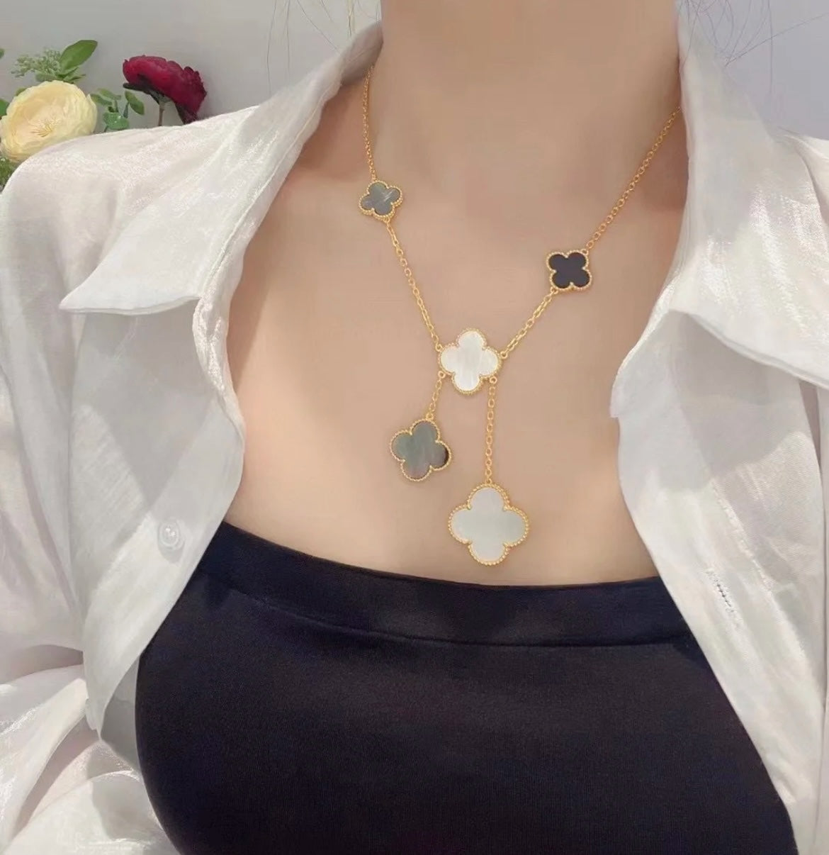 [⭐Corinne]CLOVER 6 MOTIF MOP ONYX GOLD NECKLACE