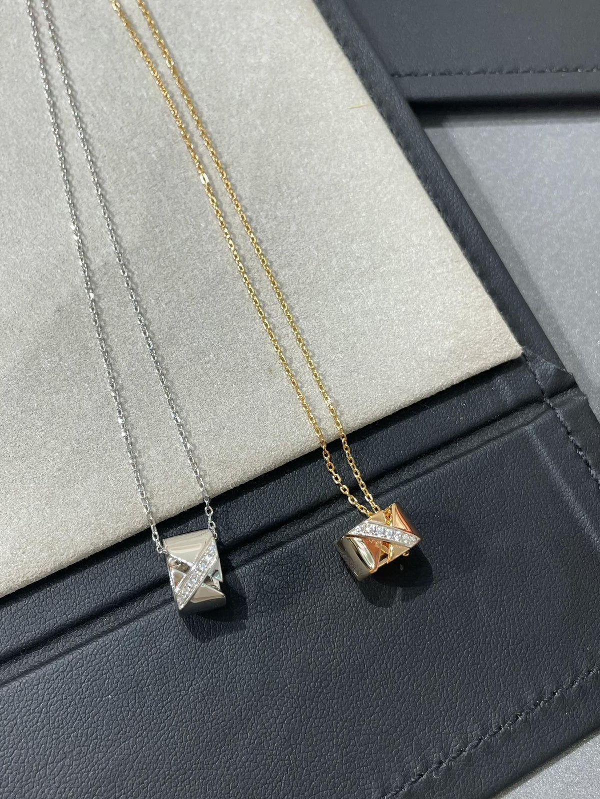 [⭐Corinne]LIENS EVIDENCE DIAMOND NECKLACE