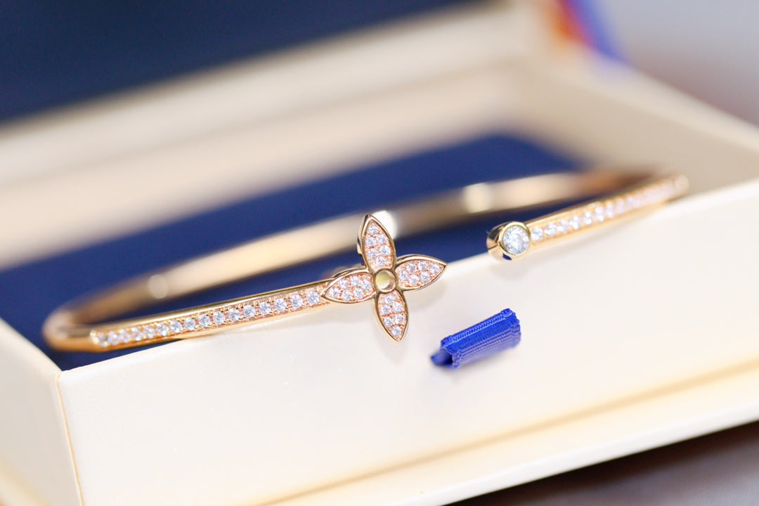 [⭐Corinne]IDYLLE PINK GOLD OPEN BRACELET DIAMOND PAVED