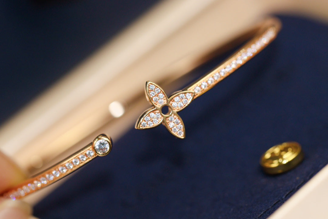 [⭐Corinne]IDYLLE PINK GOLD OPEN BRACELET DIAMOND PAVED