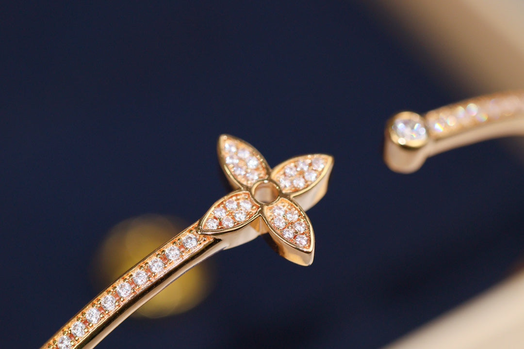 [⭐Corinne]IDYLLE PINK GOLD OPEN BRACELET DIAMOND PAVED